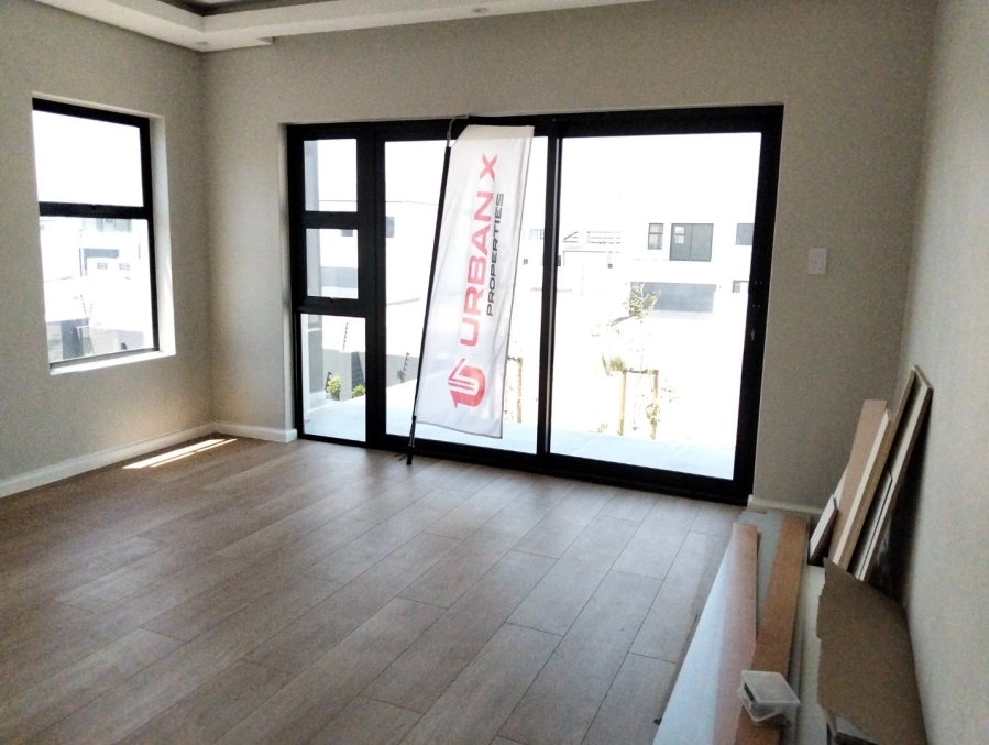 4 Bedroom Property for Sale in Sandown Western Cape